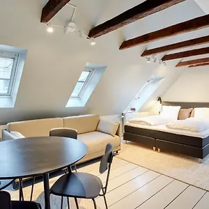  Apartment Perfect For Friends & Families In